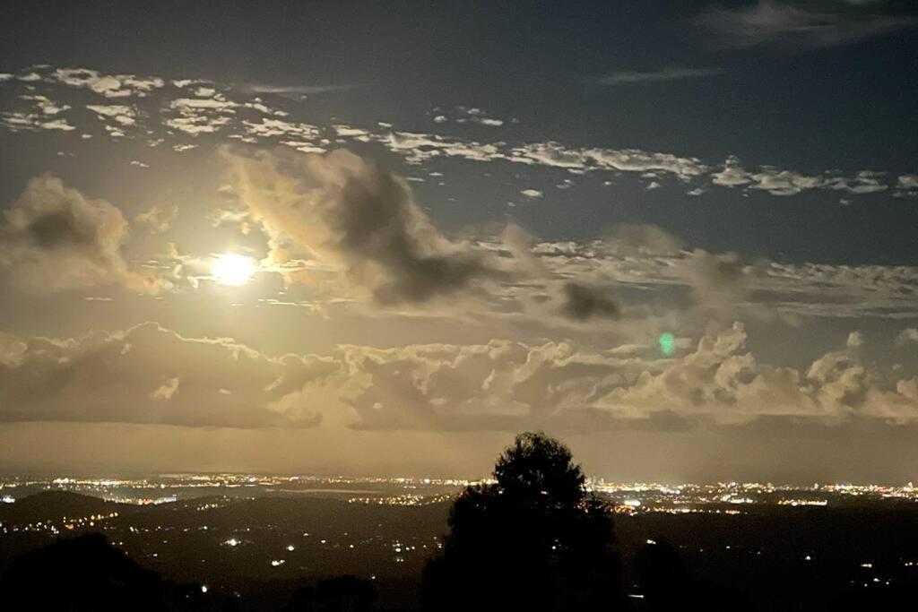 Vila Mountain Living With Ocean Views Mount Tamborine Exteriér fotografie